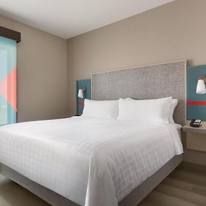 Avid Hotels - Chicago O Hare - Des Plaines